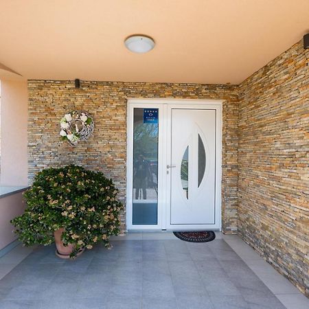 Villa Antonia Kornić Extérieur photo